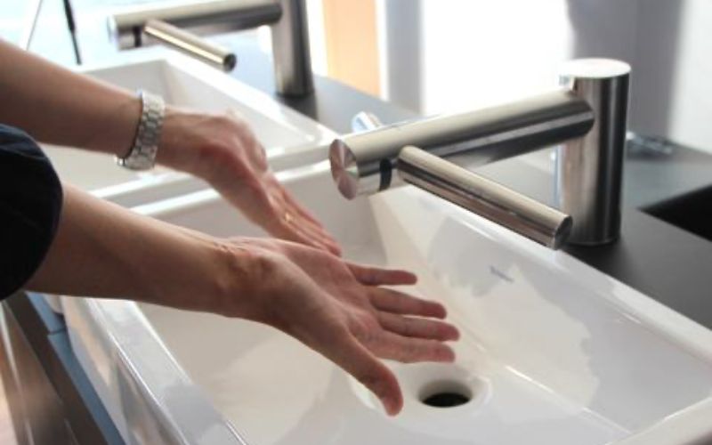 Máy Sấy Tay Dyson Có Thể Ngăn Vi Khuẩn Tốt Đến Mức Nào?